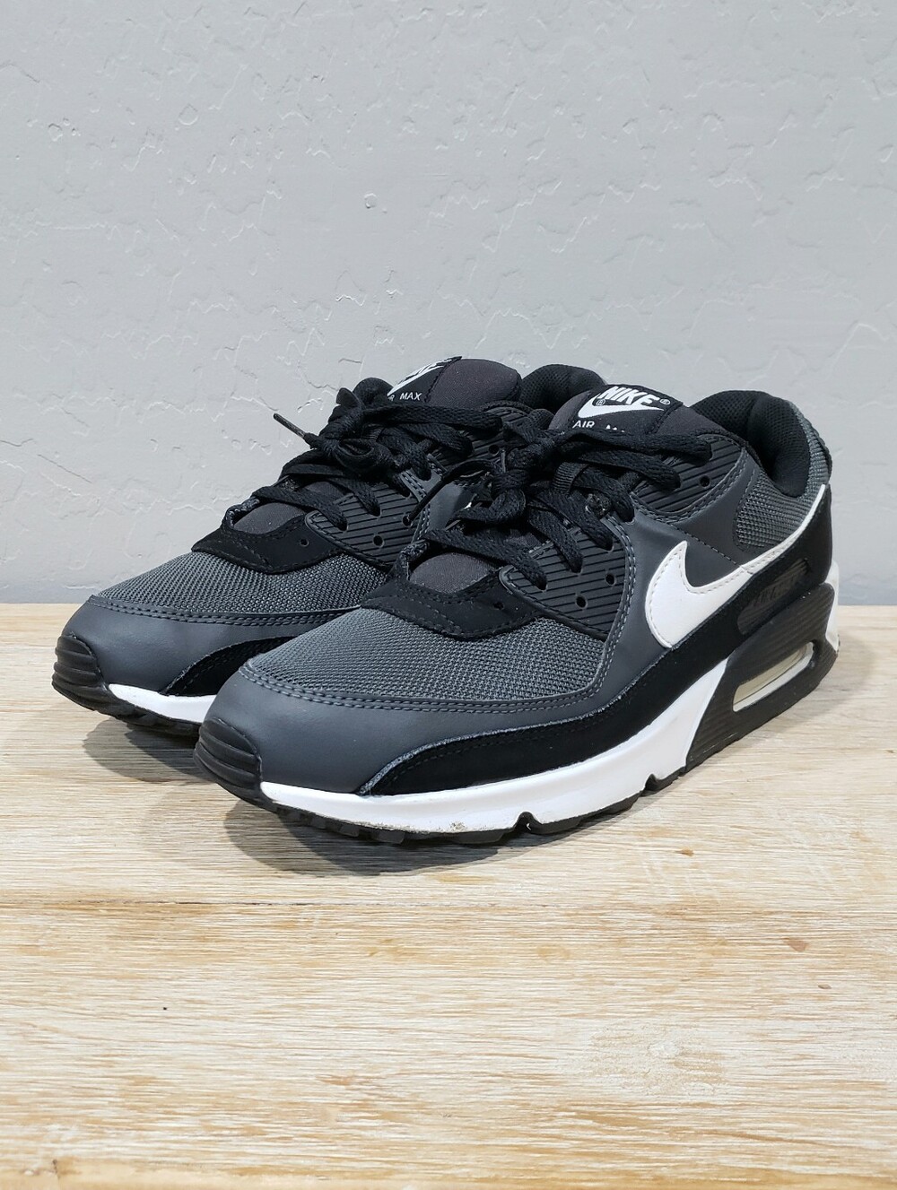 NIKE Air Max 90 Men's Athleisure Sneakers (13) Iron Gray/Dark Smoke Gray/White